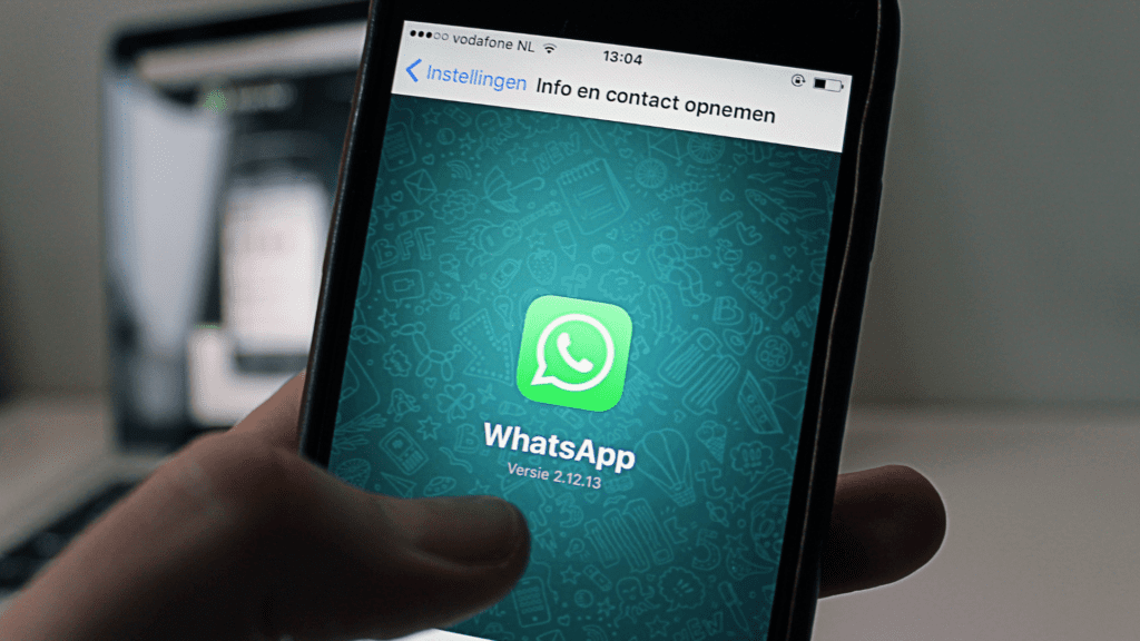 Leia mais sobre o artigo Aprenda a esconder seu status “Online” do WhatsApp